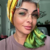 nadiahbaiu@gmail.com